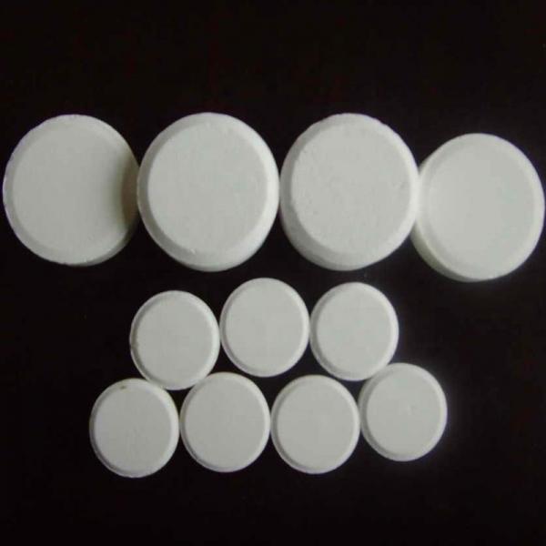 Water Treatment Chemicals Trichloroisocyanuric Acid 90% Swimming Pool Chlorine #1 image