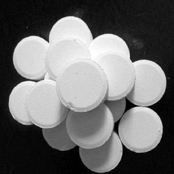 TCCA 90% Trichloroisocyanuric Acid Tablet for Swimming Pool Water Treatment #1 image